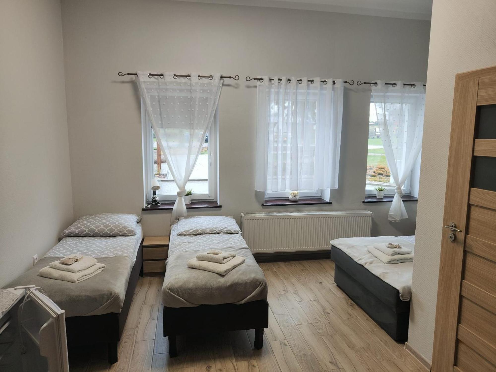 Palac Pod Bocianim Gniazdem Runowo  Exterior photo